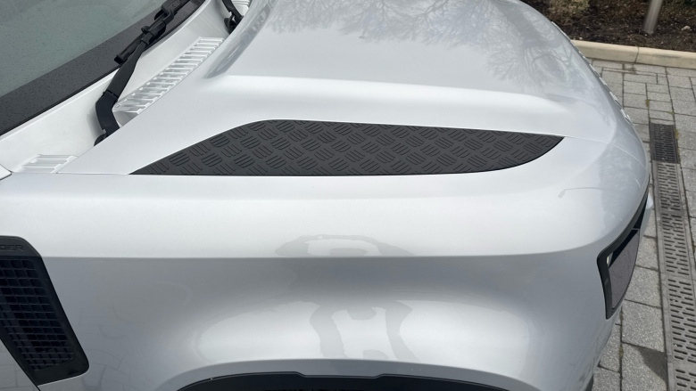 Land Rover Defender 90 Diesel 3.0 D250 Hard Top SE Auto